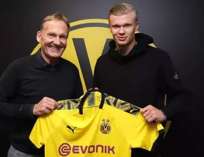 纽约大都会宣布与自由球员投手路易斯·威弗（Luke Weaver）达成 2 年 2200 万美元续约