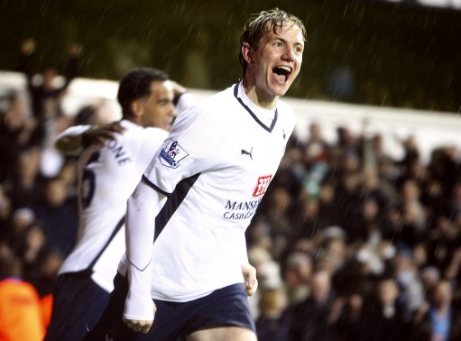 卢谈对阵火箭：祖巴茨缺席，火箭的篮板冲击会更有威胁（卢指导谈火箭之战：祖巴茨缺阵，火箭篮板冲击力更猛）